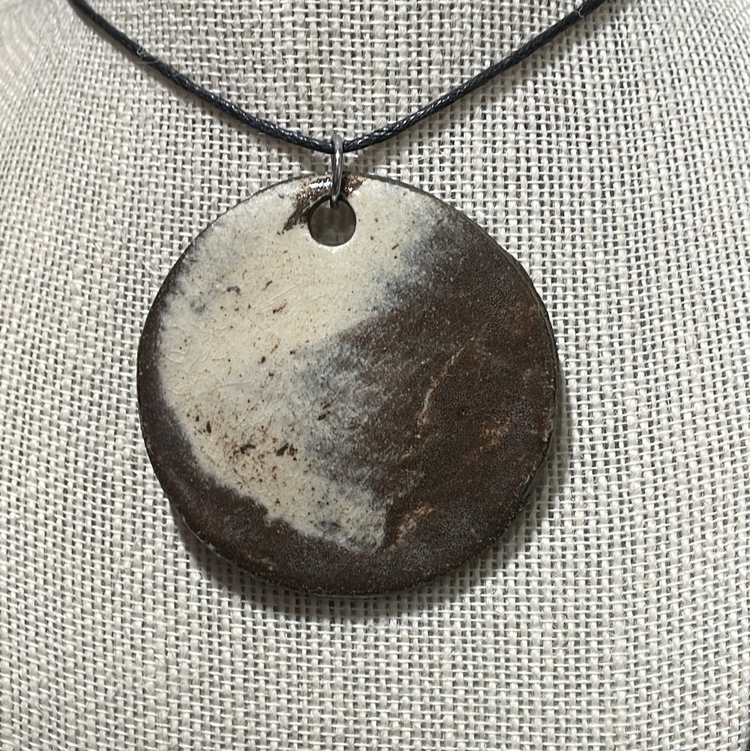 marbled necklace