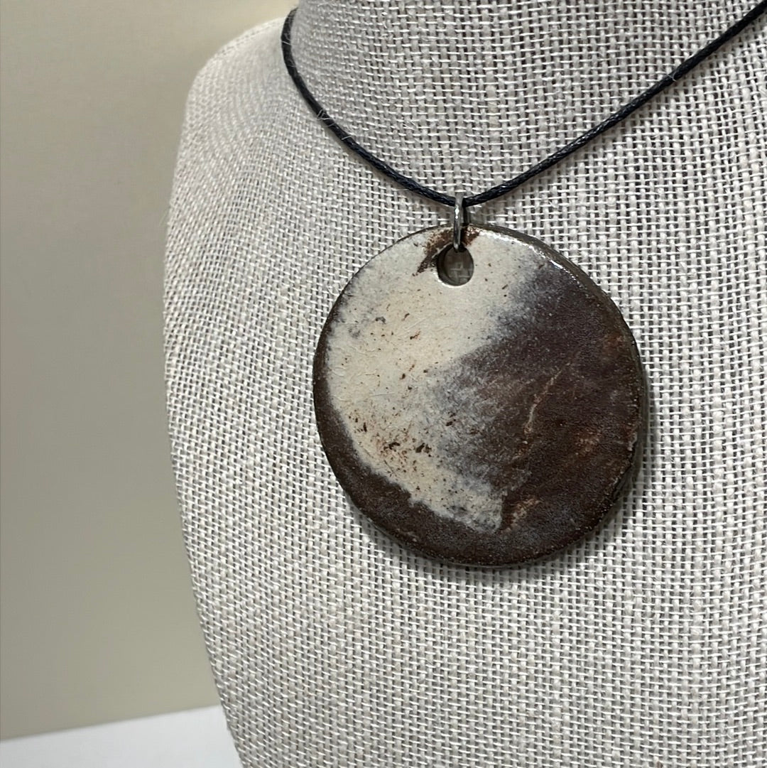 marbled necklace